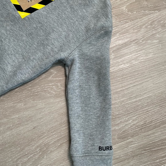 Burberry kids sz 3t crew neck sweater - Picture 7 of 7